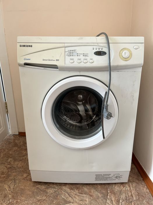 продам стиральную машину Samsung