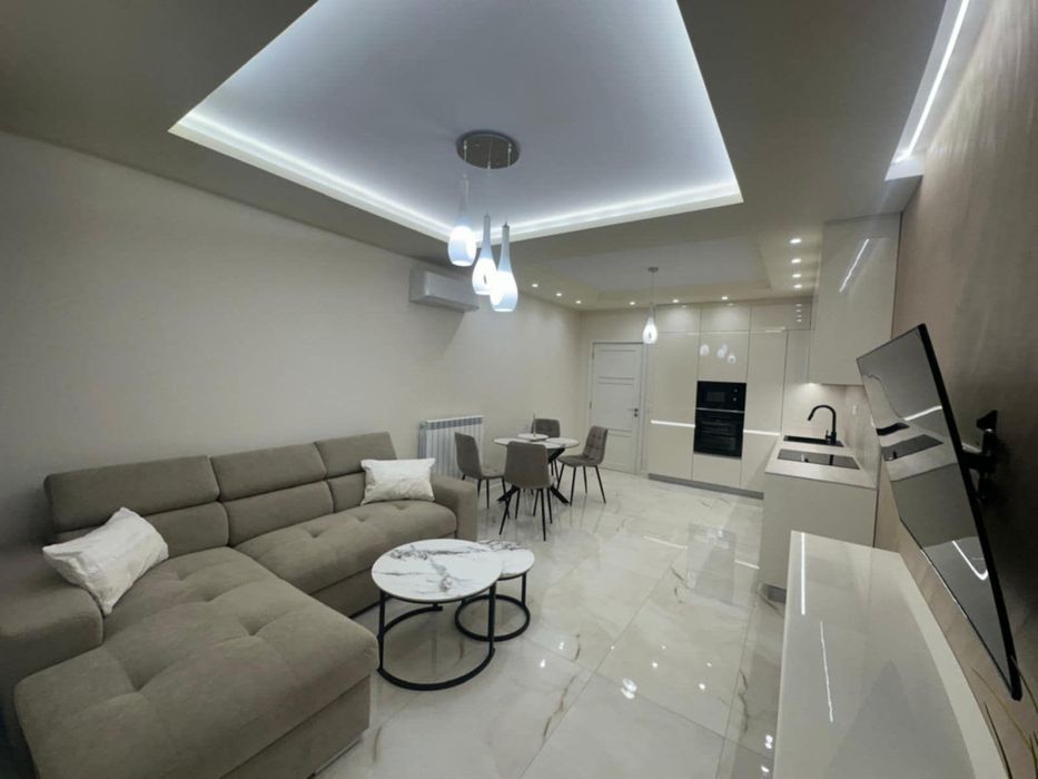 Дава се под наем Двустаен апартамент в София, Красно село - 67 кв.м за 870 € - Снимка #2