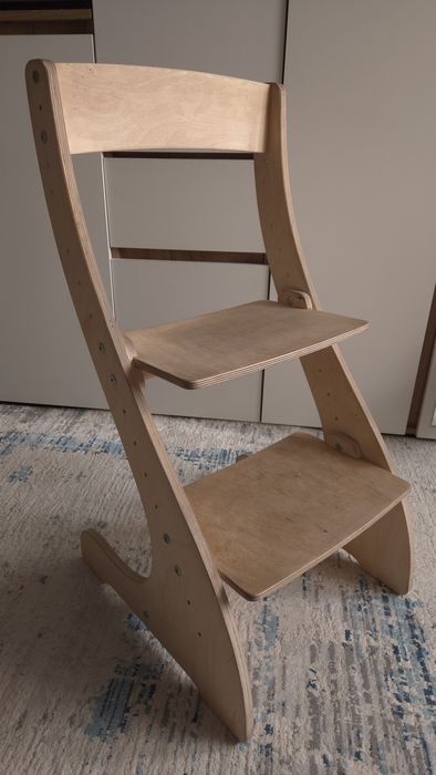 Растущий деревянный стульчик