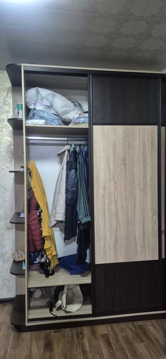 Продам шкаф б/у в отличном состоянии