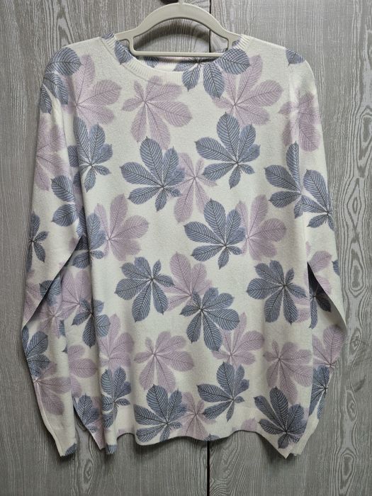 Кофточки новинки  Размер  50,52,54,56