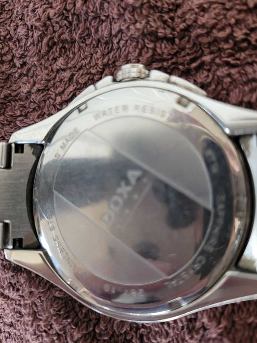 Часовник DOXA неръждаема стомана - мъжки - 599лв