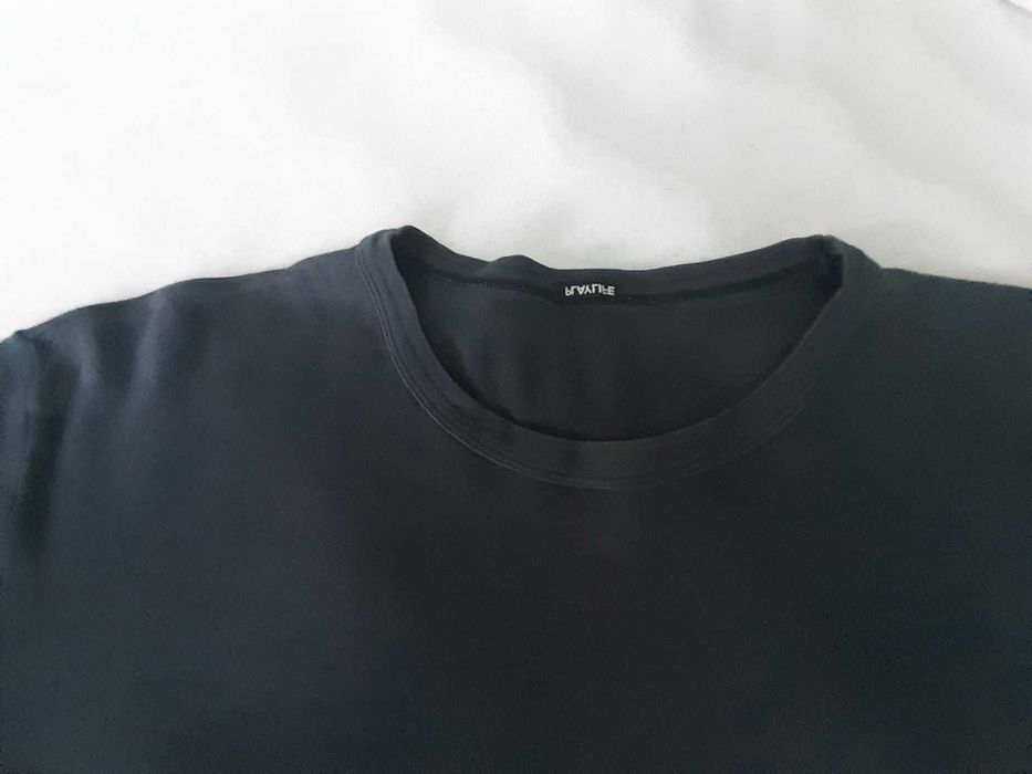 Блузи и тениски  на известни фирми -30лв.брой