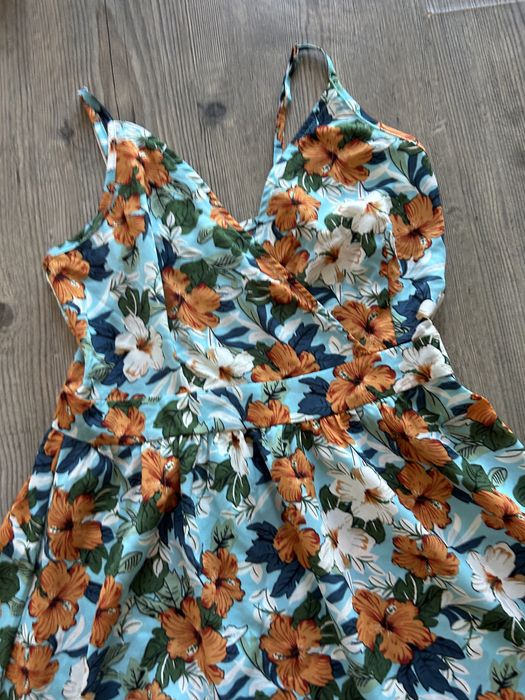 Дамска рокля