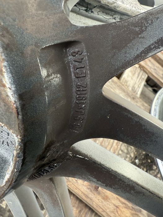 Джанти Audi A4 8.5Jx19 ET43 5x112 8К0601025АА ном 127