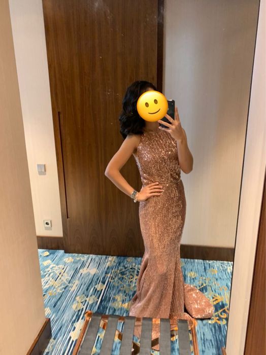 Вечернее платье