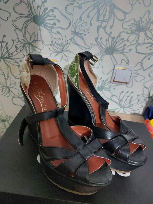 Дамски платформи