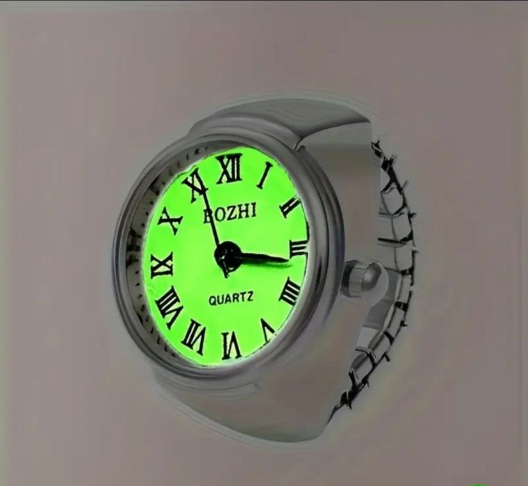 Пръстен часовник светещ