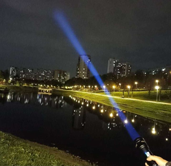 Супер мощный фонарь