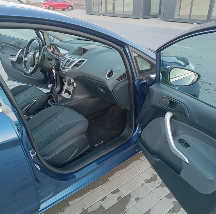 Ford Fiesta FULL-OPTION mk7 1.25
