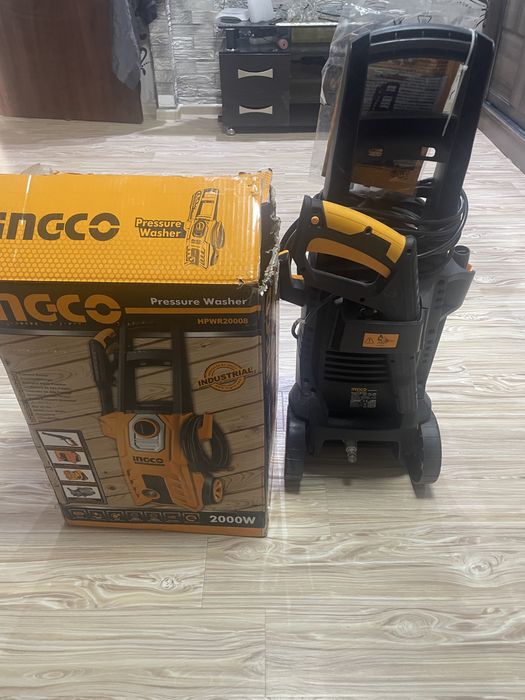 Мойка высокого давления INGCO 2000W — новая
