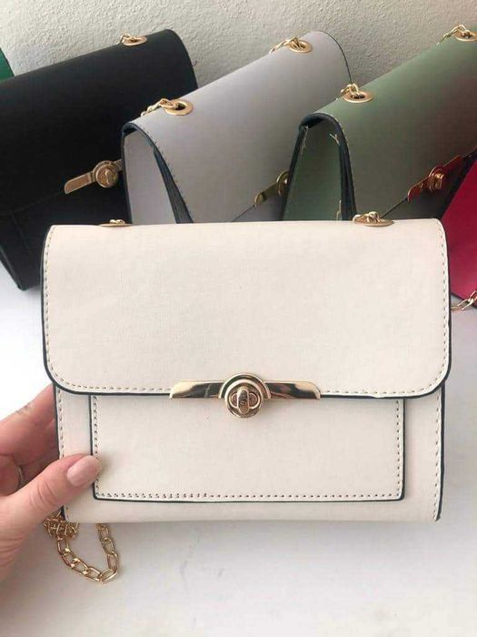 Нови Дамски чанти първо качество