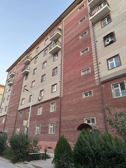 Kvartira sotiladi 2 xonali kelishilgan xolda