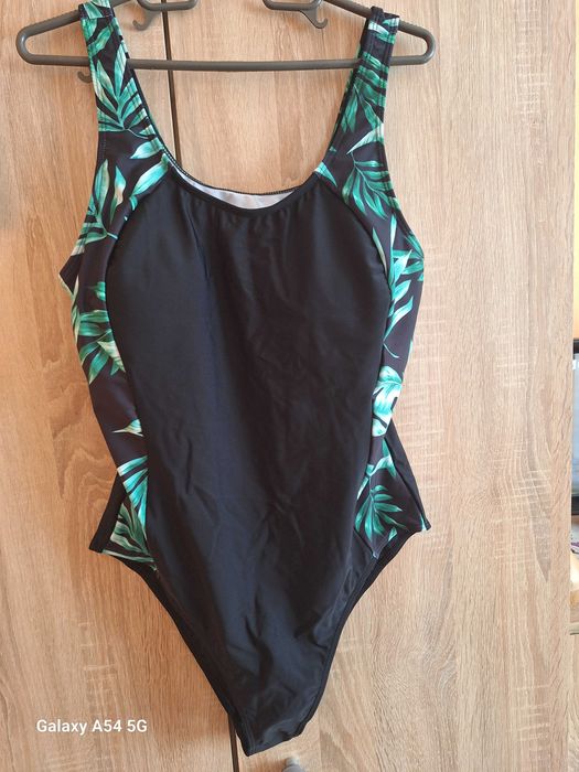 Дамски бански...