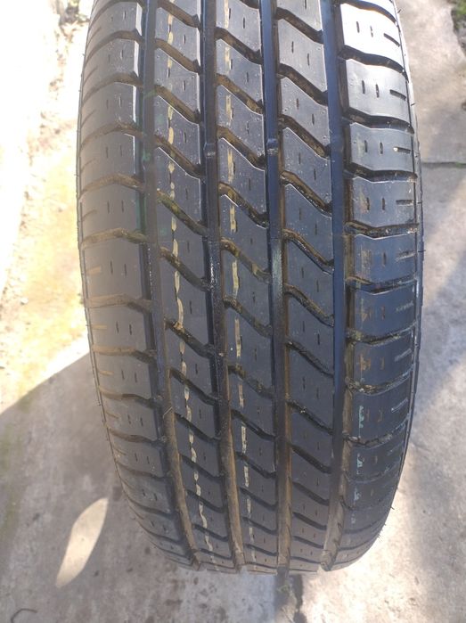 Cauciuc Pirelli 205/65/15 jantă Gm Opel