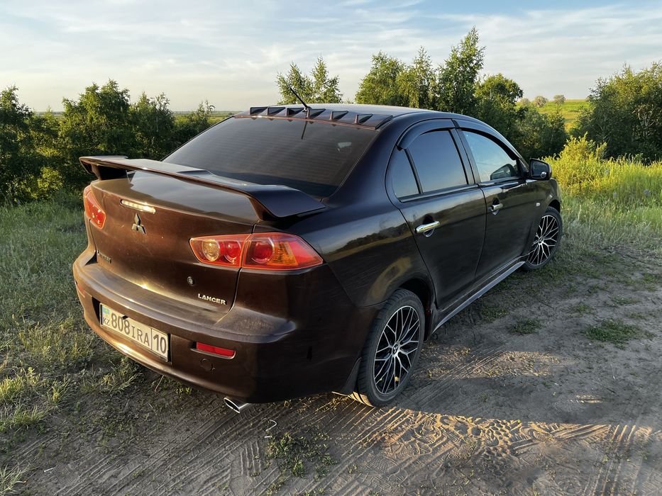Lancer X 2007 год 2.0 литра