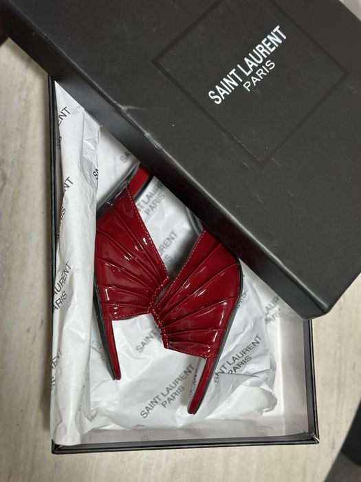 Обувки на висок ток Saint Laurent YSL