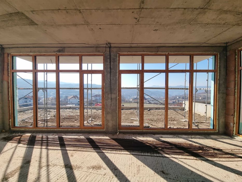 Продава се Къща в Благоевград, Освобождение - 274 кв.м за 1205 €/кв.м - Снимка #4