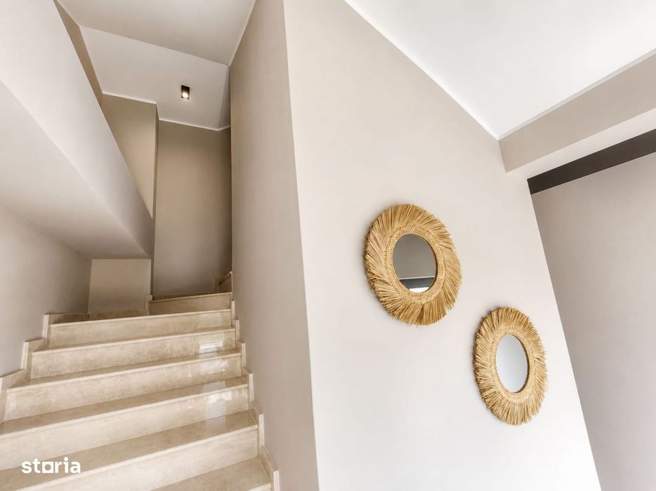 Inchiriere Apartamente vedere frontala la mare prima linie