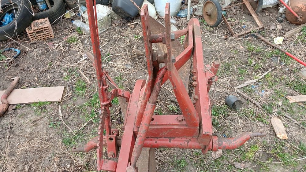 Plug tractor 2  cormane, import Norvegia