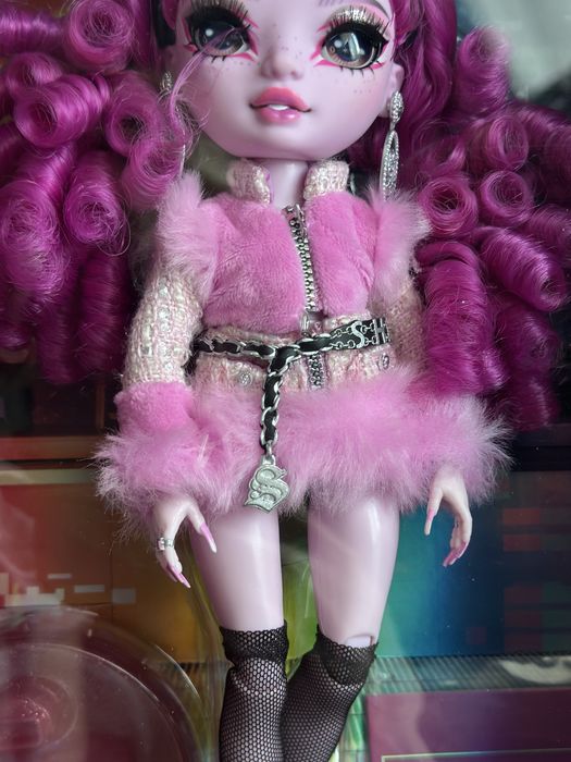 Кукла shadow high Lola