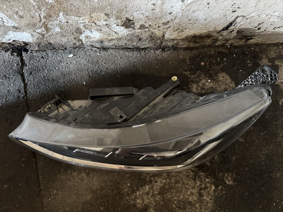 Vand far stanga ford focus mk4 an 2023-2025