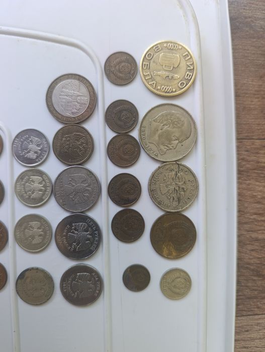 Продаются монеты разные