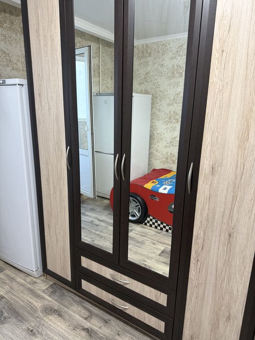 Шкаф для спальни, коридора