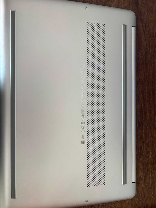 Laptop HP 15s-fq5026qn i5 / 16GB RAM / 256GB SSD + cutie