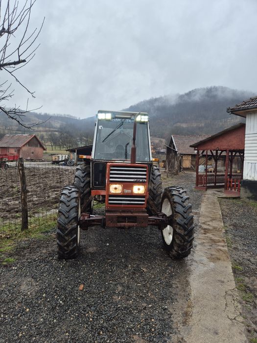 Vând tractor Fiat 680