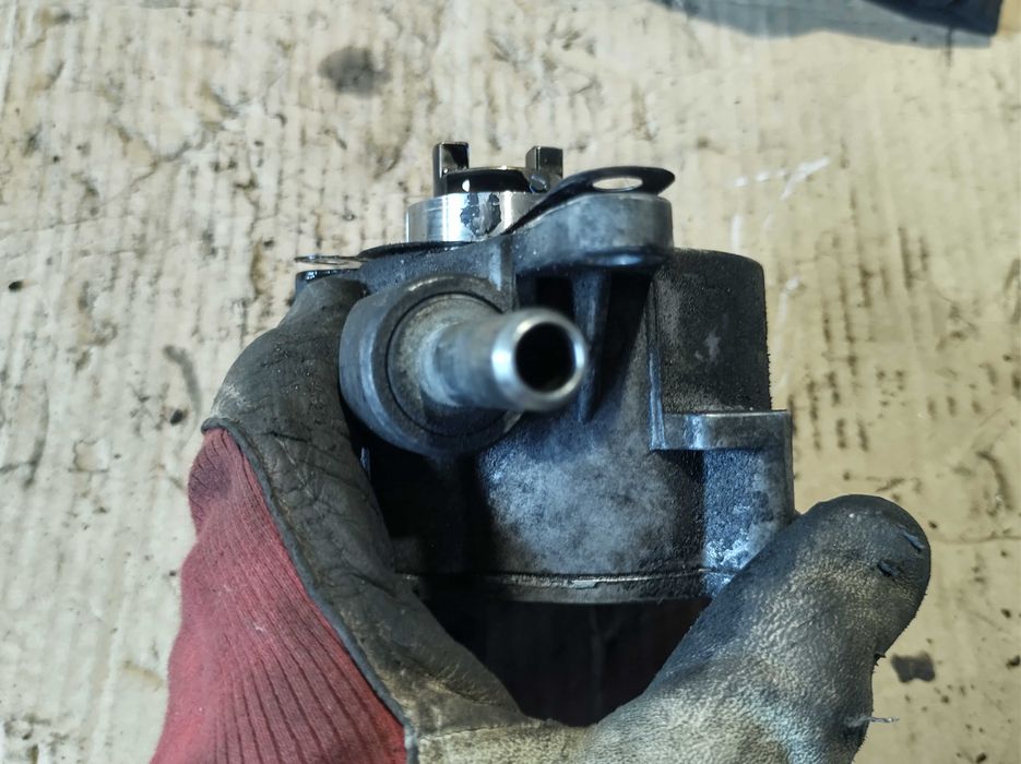 Вакуум Помпа Mercedes E-class W211 E320cdi 224к.с. OE642