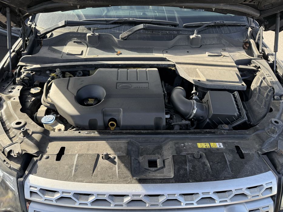 На части Land Rover Discovery Sport 204DTD 2.0 180кс/На части