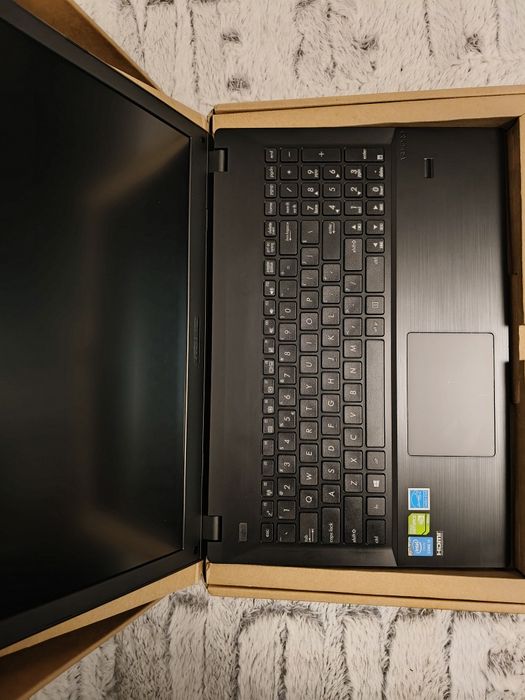 Laptop Asus PRO P2520LJ 12gb Ram