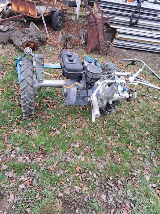 Моторна косачкааа