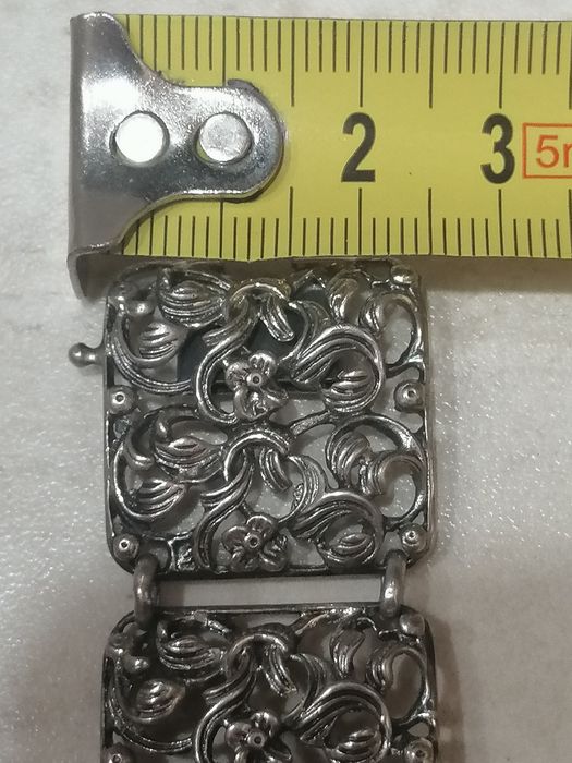 Масивна Сребърна гривна