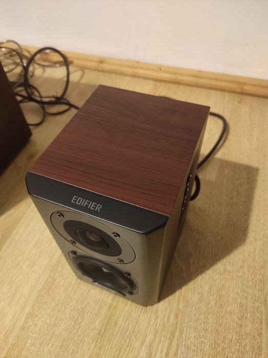 Vând boxe Edifier S350DB cu factură și garanție