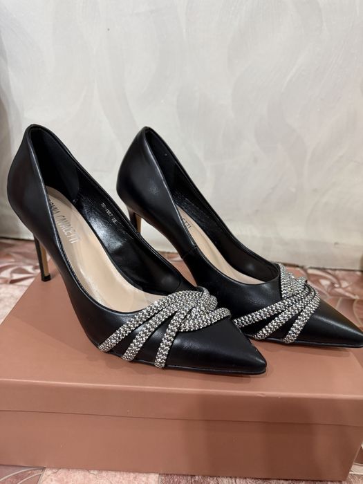 Продам туфли новый