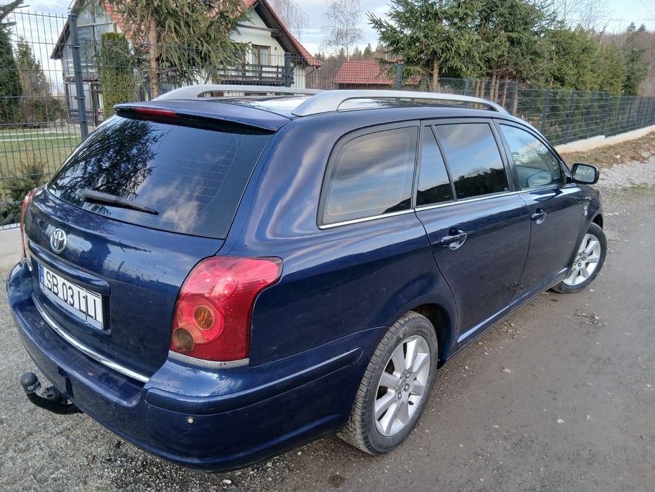 Multe piese schimbate ! Toyota Avensis 2.0 Diesel, Full option