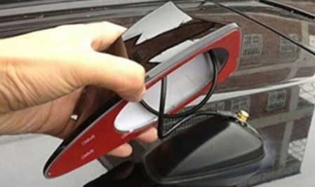 Универсална автомобилна антена тип Акула