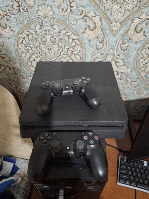 Срочно продам пс 4 слим или обмен