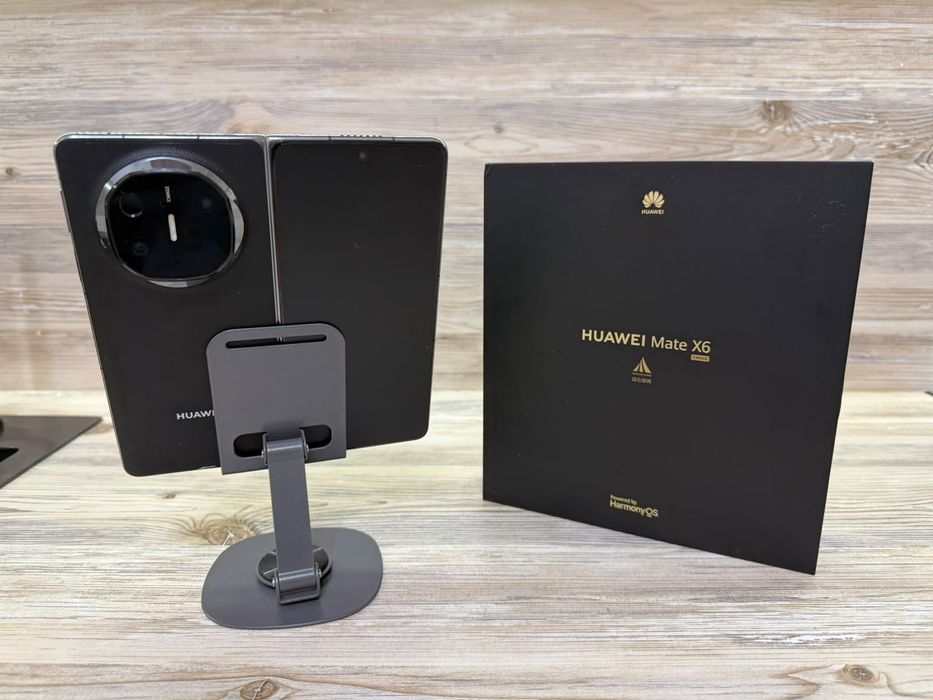 Huawei Mate X6 fold 12/512 Gb
