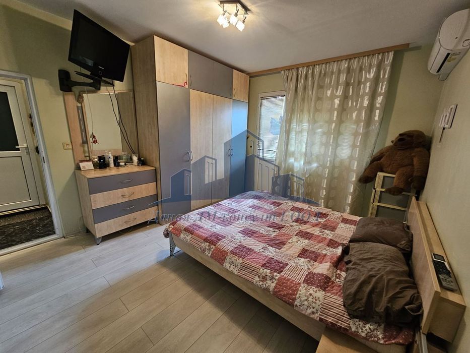 Продава се Четиристаен апартамент в Шумен, Добруджански - 103 кв.м за 1238 €/кв.м - Снимка #1