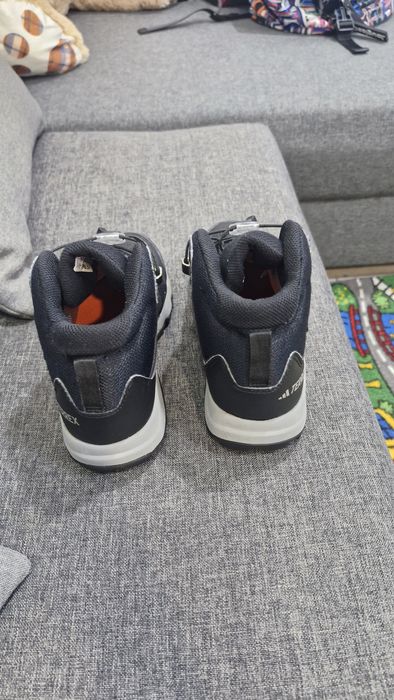 Adidas  Terrex mărimea 32