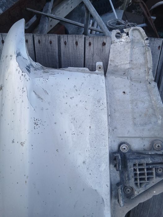 Переднее правое крыло ауди 80 б4