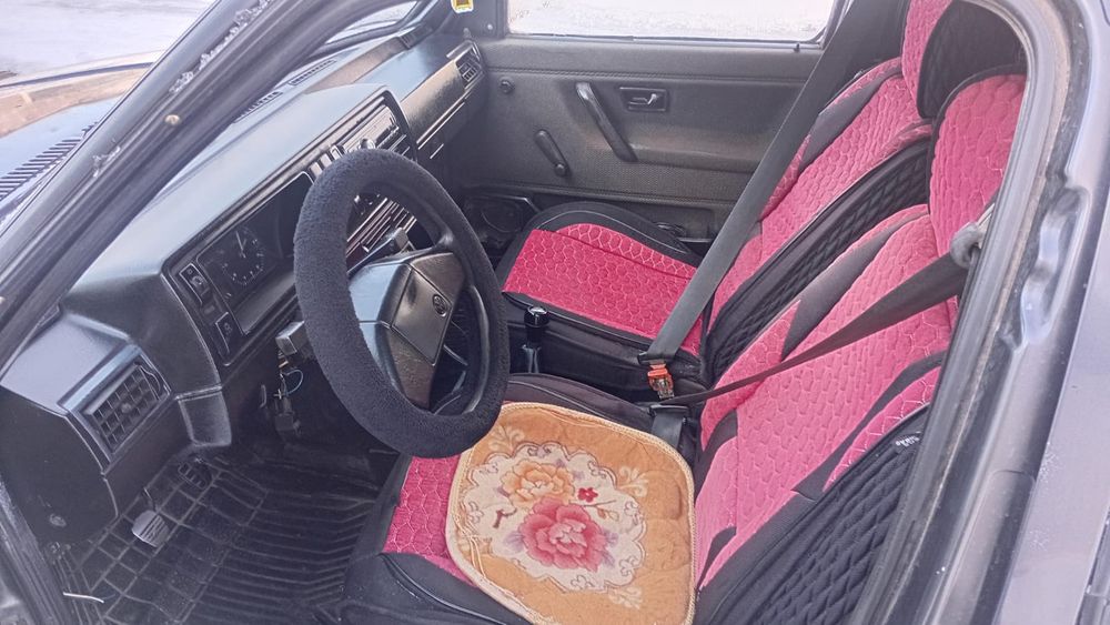 Продам фольсваген гольф 2