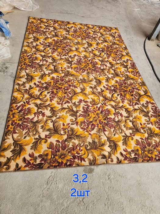 Ковры б/у в отличном состояние