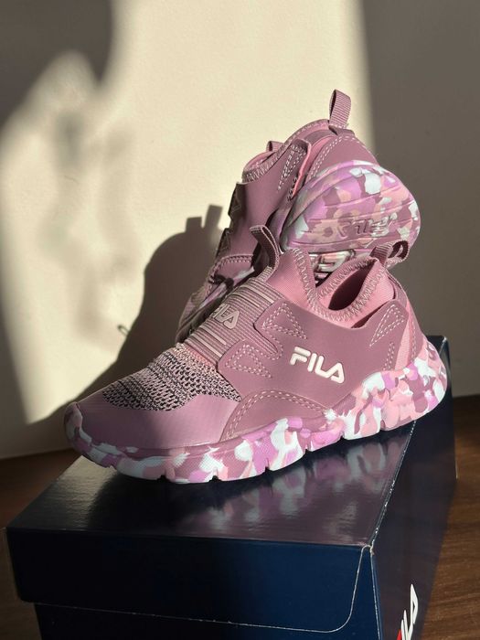 Детски маратонки без закопчаване FILA, размер 27