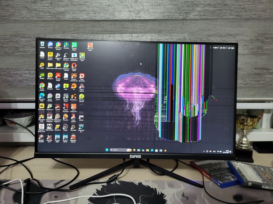 Монитор suirge разбитый