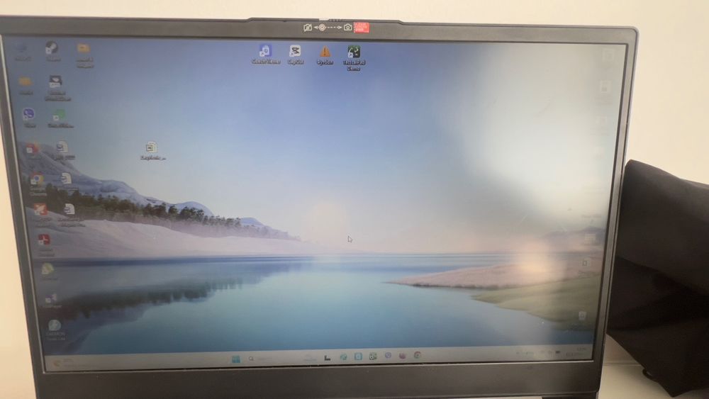 Lenovo IDEAPAD 3 (17”.7)