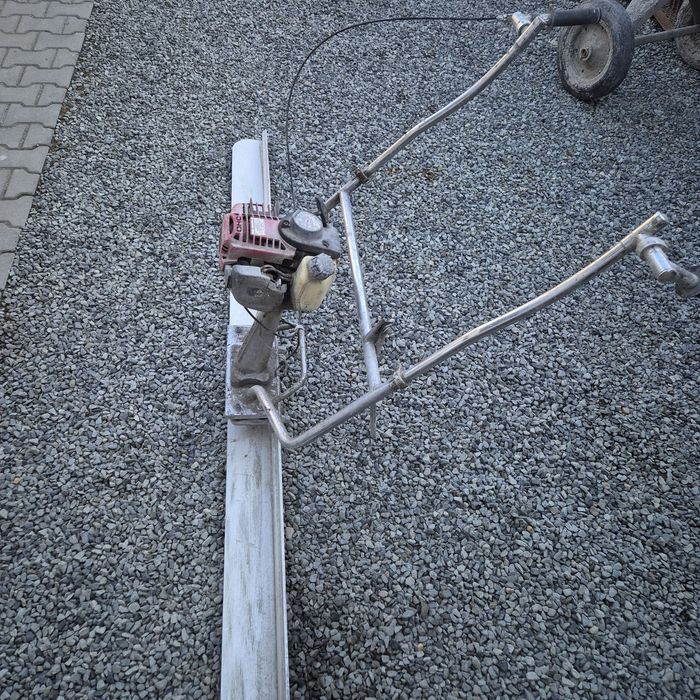Finisor beton elicopter rigla vibranta placa vibranta vibrator beton